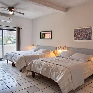 Casa Dei Girasoli Cabo San Lucas